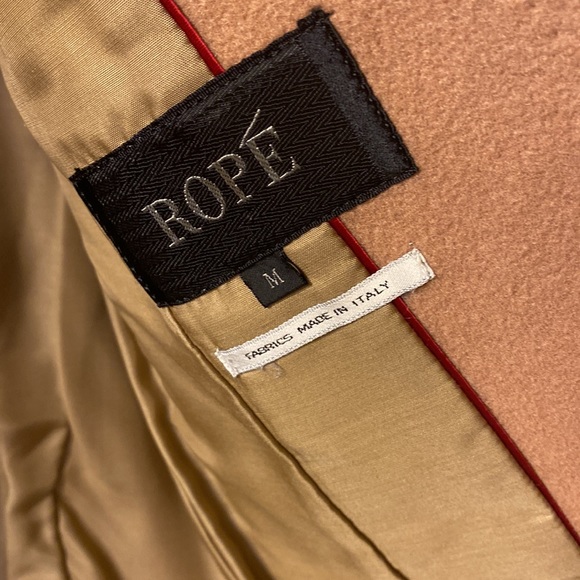 Ropé Italian wool suit with skirt - Picture 2 of 10